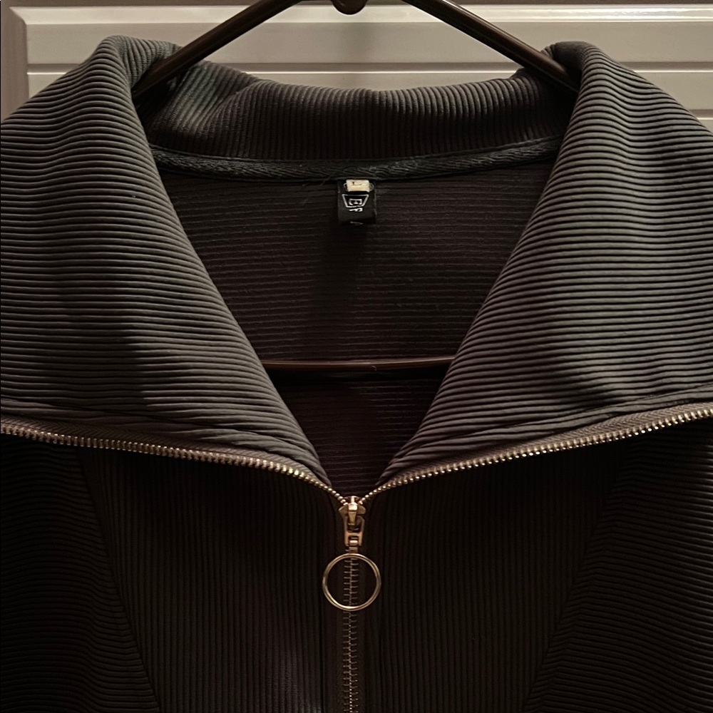 Gray Quarter-Zip Pullover - image 2